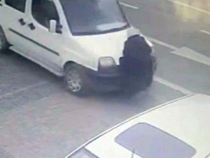 Otomobilin Çarptığı Kadın Yaşam Mücadelesini Kaybetti