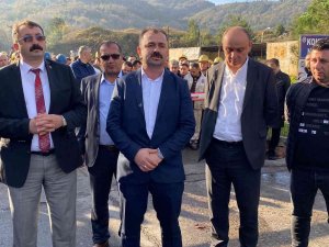 Maden İşçileri Görevden Alınan Müdür Yardımcısı İçin Yürüdü