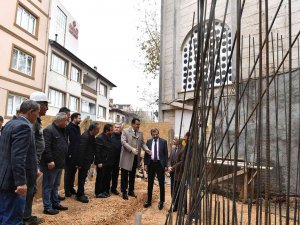Elmasbahçeler Merkez Camii’ne Yeni Minare