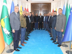 Battalgazi’deki Muhtarlardan Güder’e Hizmet Teşekkürü