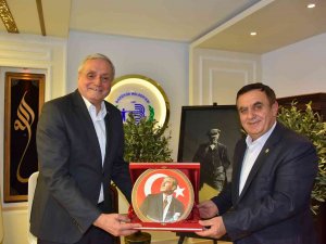 İ̇ki Belediye Yapılacak Projeler Hakkında Fikir Alışverişi Yaptı