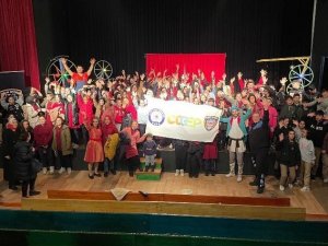 Yalova Emniyeti’nden Çocuklara Tiyatro Etkinliği