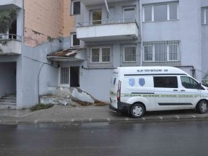 Eski Emniyet Binasına Giren Hırsızlar Yakayı Ele Verdi