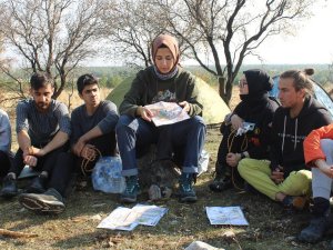 Öğrencilerden Küçük Sivri Tepesinde Kamp