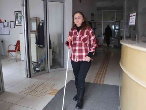 2 Üniversite Bitiren Görme Engellinin Azmi