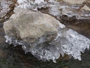 Yeşilöz Deresi Buz Kesti, Dere Yatağı 6 Ay Buz Pistine Dönecek