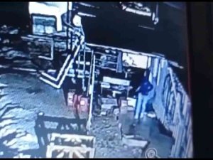 Aşkla İşi Karıştıran Hırsız Sevgililere Jasat Şoku