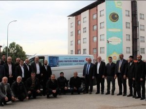 Yaptıkları Bağışlarla Hafızlık Kurslarına Hizmet Aracı Hediye Ettiler