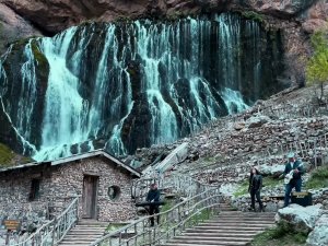 Öğretmenler, Kadın Kooperatifleri İçin Şarkı Besteledi