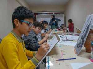 İ̇pekyolu Belediyesi’nin Açtığı Değişik Kurslarda 7-18 Yaş Arasındaki Bireyler Meslek Öğrenecek