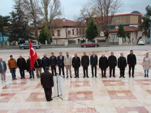 Engelliler Gününü Buruk Kutladı