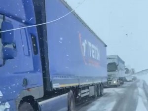 Ardahan’da Ulaşıma Kar Engeli