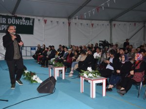 Kitap Fuarında Neşet Ertaş Gecesi