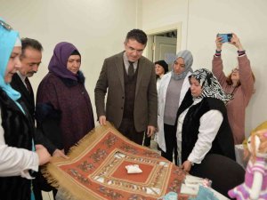 Vali Okay Memiş, Palandöken İ̇novasyon Kadın Girişimciler Ve İ̇şletme Kooperatifi’ni Ziyaret Etti