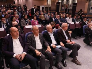 Tüyap Uluslararası İ̇stanbul Kitap Fuarı 2 Yıl Aradan Sonra Kapılarını Açtı