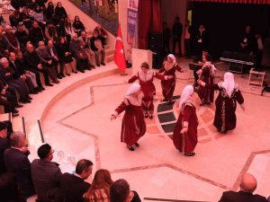 Türkistan’dan Balkanlara, Ahmet Yesevi’den Sücaaddin Veli’ye Erenlerin İzinden Konferansı Yoğun İlgi