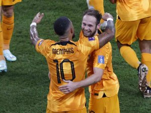 Dünya Kupası’nda İlk Çeyrek Finalist Hollanda