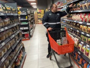 Zabıta Ekipleri Marketlere Göz Açtırmıyor