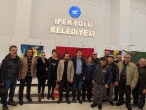 Sanatçı Özaraz’tan ‘Yitirilmiş Bir Yapının Anatomisi’ Sergisi