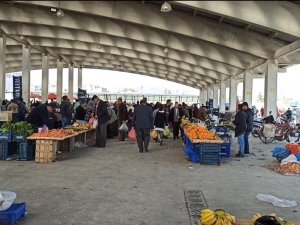 Pazarda Sebze Ve Meyvenin Fiyatı Düştü, Taze Fasulyenin Arttı