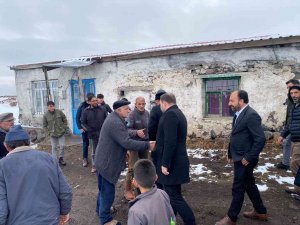 Ak Parti Ardahan’da Sahaya İndi