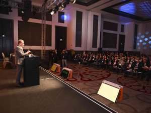 Seçer: "Mersin, Markalaşma Konusunda Süratle Atılım Yapan Bir Kent"