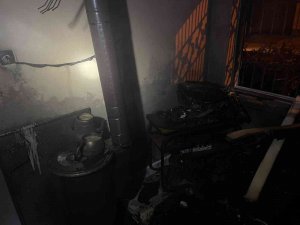 Evde Çıkan Yangında 101 Yaşındaki Kadın Hayatını Kaybetti