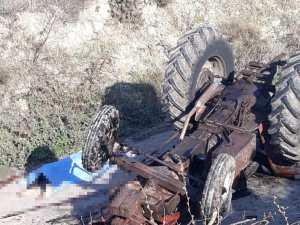 Altınözü’nde Traktör Devrildi: 1 Ölü
