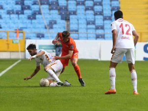 Spor Toto 1. Lig: Adanaspor: 2 - Göztepe: 2