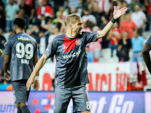 Fatih Karagümrük’te Caner Erkin İle Yollar Ayrıldı