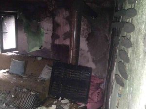 Ev Kullanılamaz Hale Geldi, 3’ü Çocuk 4 Kişi Ölümden Döndü