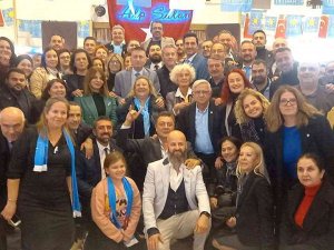 İ̇yi̇ Parti Edremit 3. Olağan Kongresi’nde Oğuzhan Cıvgız Güven Tazeledi