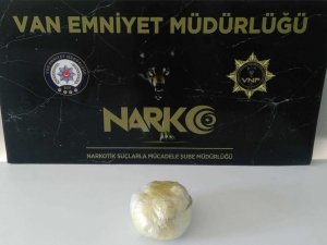 Van’da 1 Kilo 25 Gram Metamfetamin Ele Geçirildi