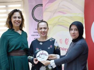 Kadın Dayanışması Yaşatır