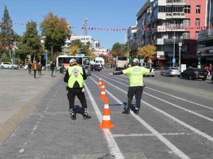 Uşak’ta 913 Sürücüye Para Cezası Kesildi