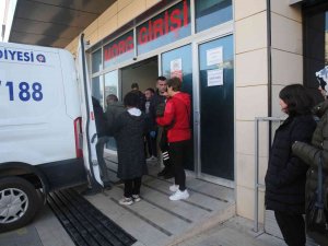 Kale Yamacında Cesedi Bulunan Genç Kızın Cenazesi Gözyaşları Arasında Teslim Alındı