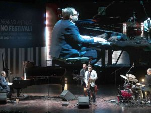 Piyano Festivali’nde Caz Gecesi
