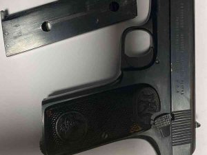 Ruhsatsız Tabanca Ve 43 Adet Mermiyle Yakalandı