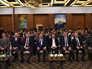 Başkan Büyükkılıç: “Kayseri’mize Yol Göstermek Yetiyor”