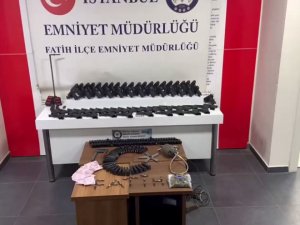 Fatih’te Uyuşturucu Ve Silah Ticareti Baskını: 2 Gözaltı