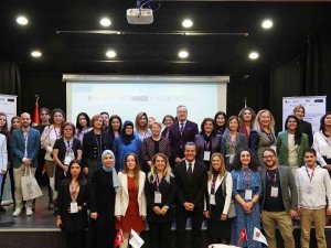 “Türkiye’de Kadın Profesör Oranı Yüzde 32, Ab Ülkelerinde İse 20,8”