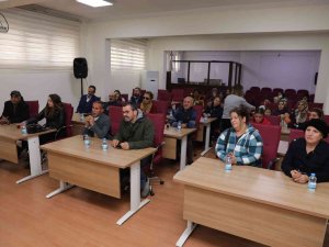 Başkan Atay, Bitpazarı Esnafıyla Bir Araya Geldi