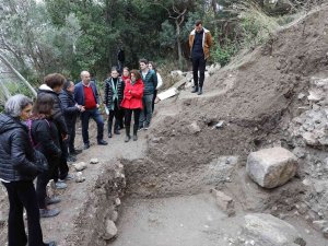 Myrleia Antik Kenti Yeniden Gün Yüzüne Çıkıyor