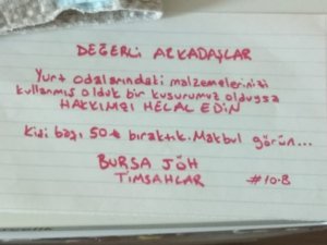 Depremden Sonra Evlerine Giden Öğrenciler Döndüklerinde Bu Manzara İle Karşılaştılar