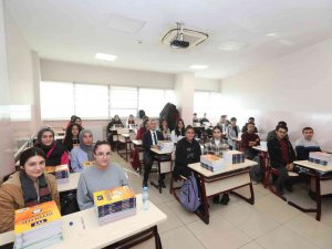 Sınava Hazırlanan Öğrencilere Tyt Eğitim Seti