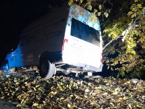 Kontrolden Çıkan Ticari Araç Şarampole Devrildi: 1 Yaralı
