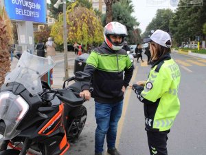 Motosiklet Sürücülerine Kaskın Önemi Anlatıldı