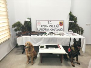 Uyuşturucular Jandarmanın Hassas Burunlarına Takıldı
