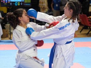 Kocaeli’de Karate Rüzgarı