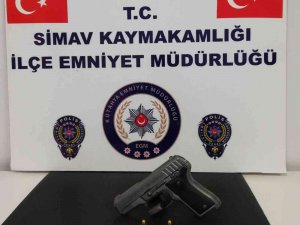 Simav’da Alkollü Ve Silahlı Sürücü Kovalamaca Sonucu Yakalandı